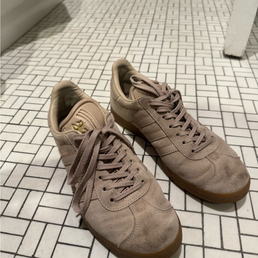 adidas Originals Beige Gazelle Sneakers With Gum Sole - Clay